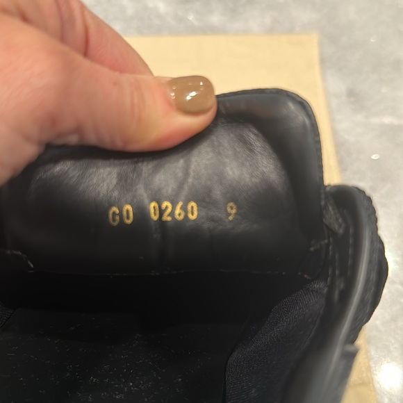 Louis Vuitton men sneakers - Picture 6 of 9